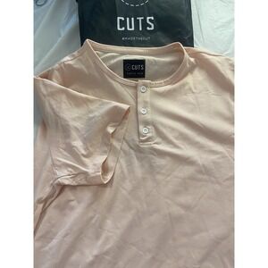 Cuts Clothing Curve Hem Active Wear Light Pink 3-Button Henley-Size Med-New